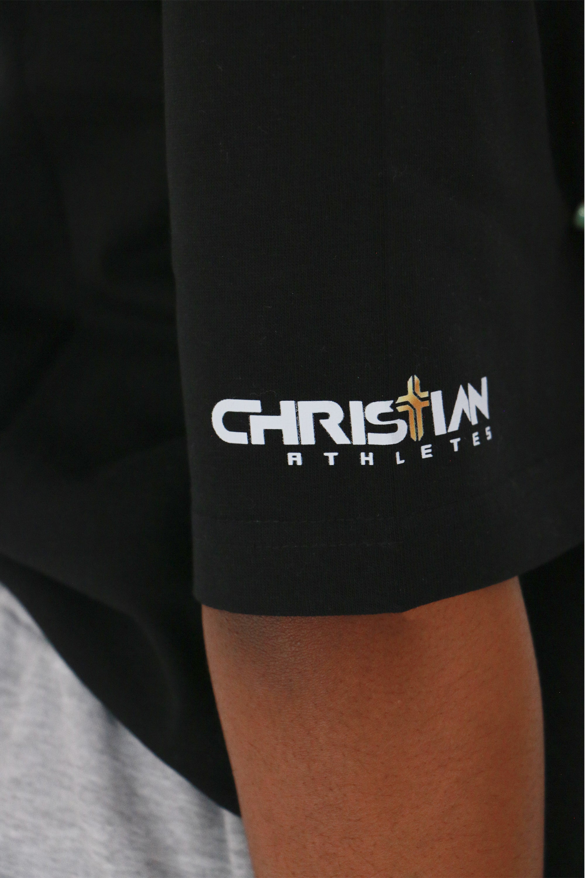 Collection of ‘Jesus Gets The Glory’ Oversize T-Shirt Black in a gallery layout